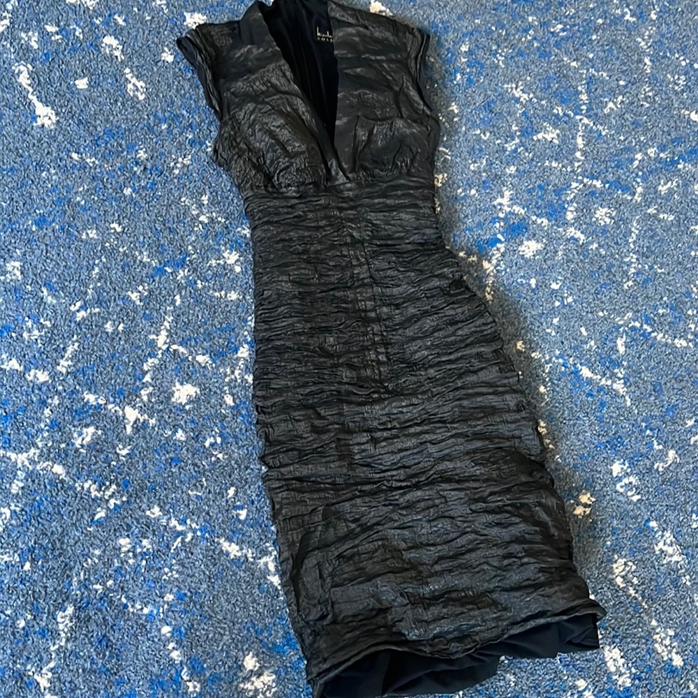 Nicole Miller Black Textured Midi Dress